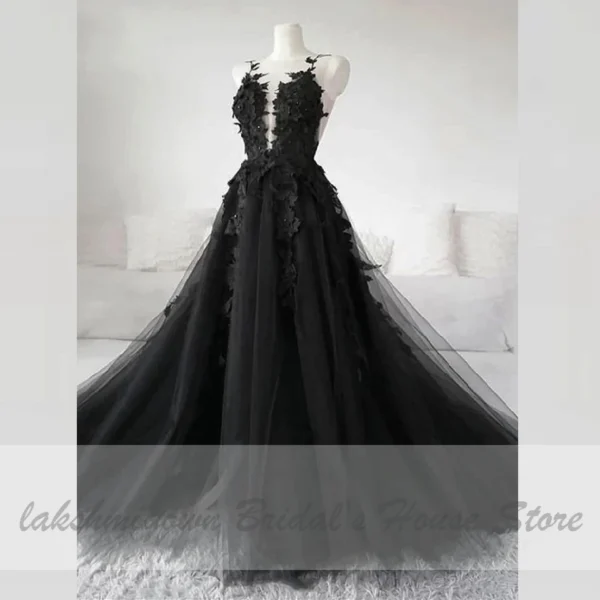 Gothic Wedding Dresses: Floral Black Tulle Bridal Gown Plus Size - Image 2