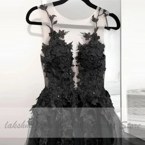 Gothic Wedding Dresses: Floral Black Tulle Bridal Gown Plus Size - Image 4