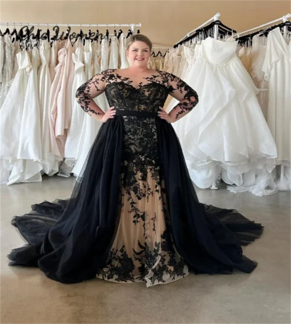 Plus Size Gothic Red Black Lace Mermaid Wedding Dress With Train - Image 3