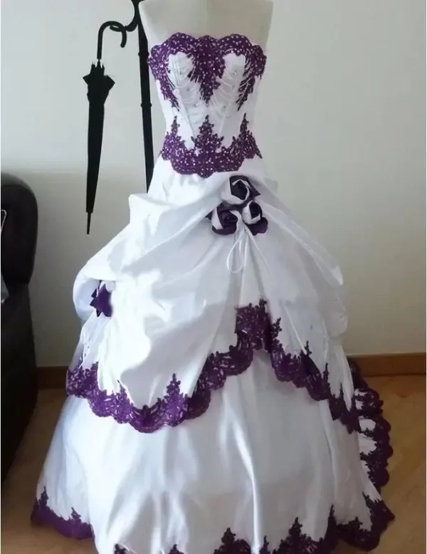 Gothic Wedding Dresses Lace-Up Corset Ball Gown Plus Size Customizable - Image 2