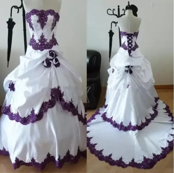 Gothic Wedding Dresses Lace-Up Corset Ball Gown Plus Size Customizable