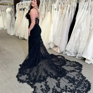 Black Boho Wedding Dress Lace Appliques Open Back Long Train