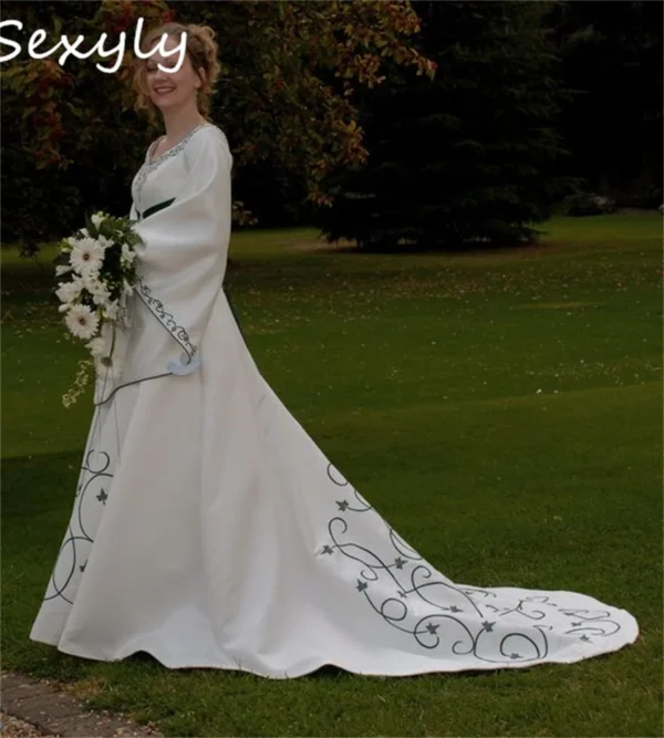 Green Gothic Celtic Wedding Dress Medieval Scottish Elf Bride Customized - Image 3